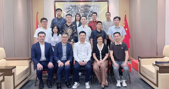 彦德国际走访印尼-封面.jpg
